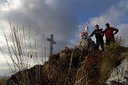 In Cornagera (1311 m) ad anello sui sentieri ‘Cornagera�? e ‘Vetta�? il 30 ottobre 2017  - FOTOGALLERY